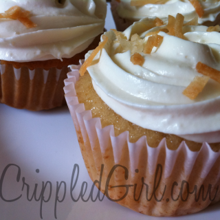 coconut-bay-breeze-cupcake-1