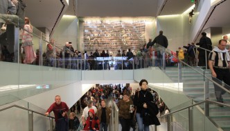 NMAH Black Friday Crowds